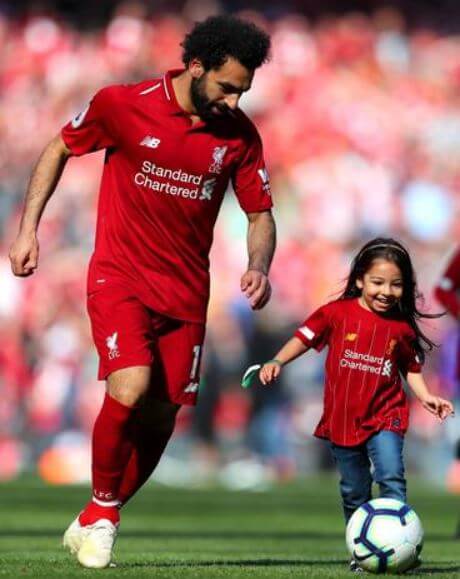 Kayan Mohamed Salah’s elder sister Makkah with their father, Mohamed Salah.